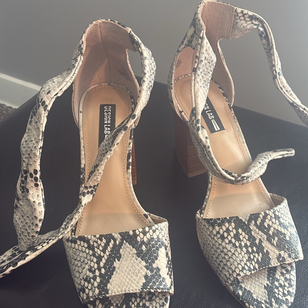 Snakeskin Ankle Tie Heels Sandals - Picture 7 of 8